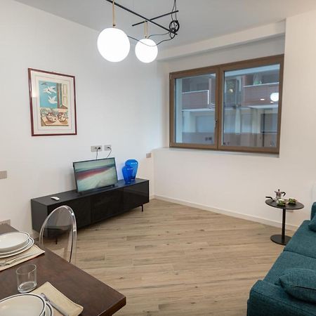 רומא Trastevere Elegance Apartment מראה חיצוני תמונה