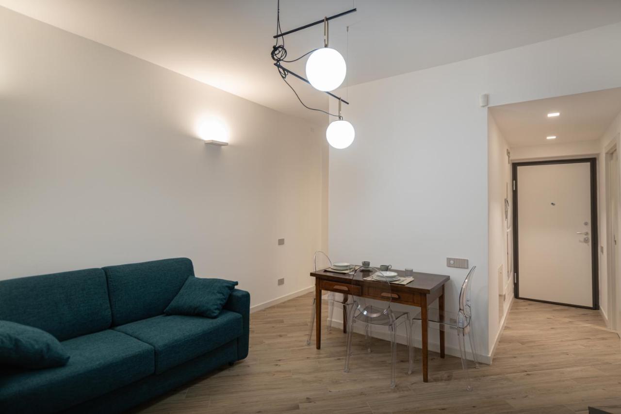 רומא Trastevere Elegance Apartment מראה חיצוני תמונה