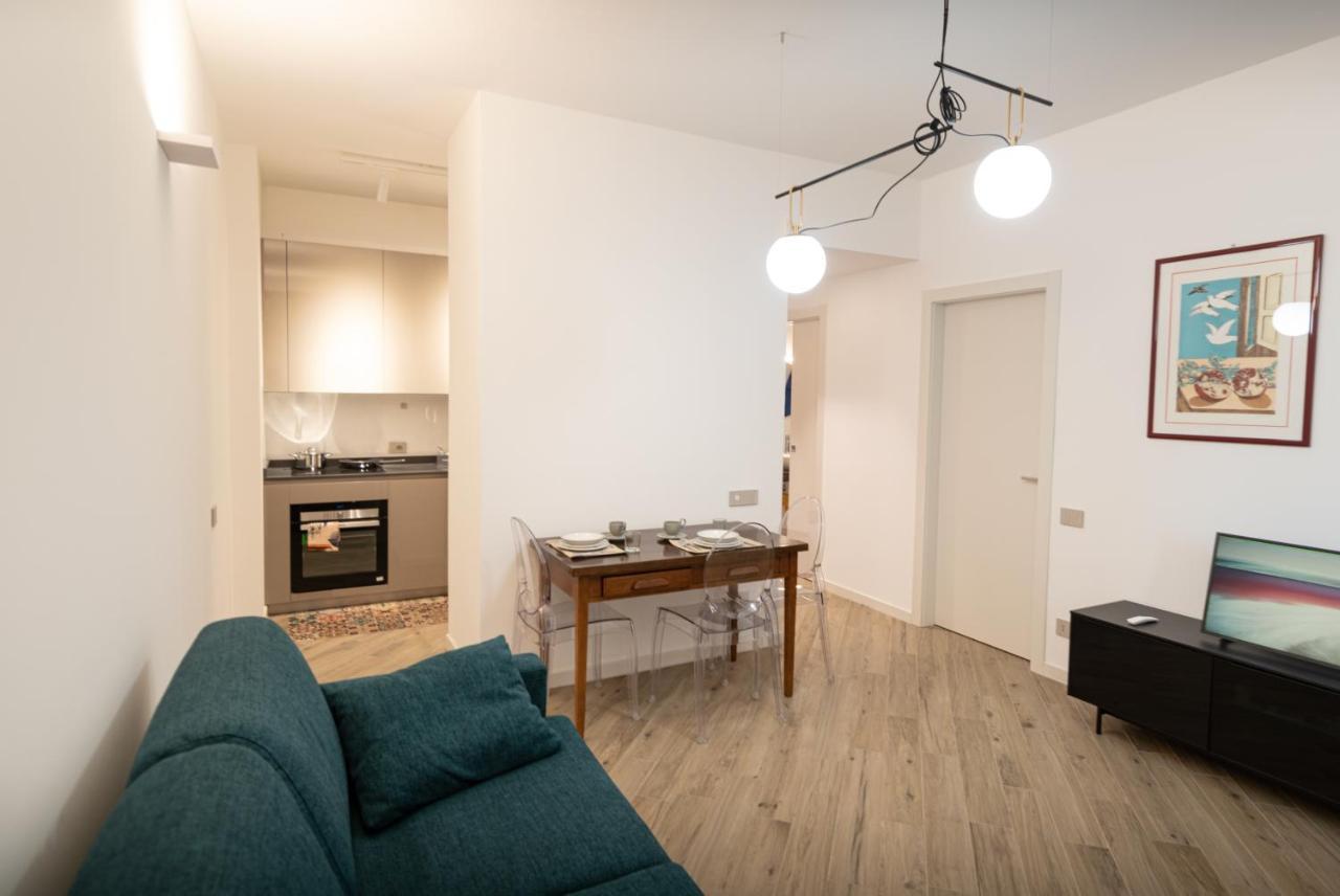 רומא Trastevere Elegance Apartment מראה חיצוני תמונה