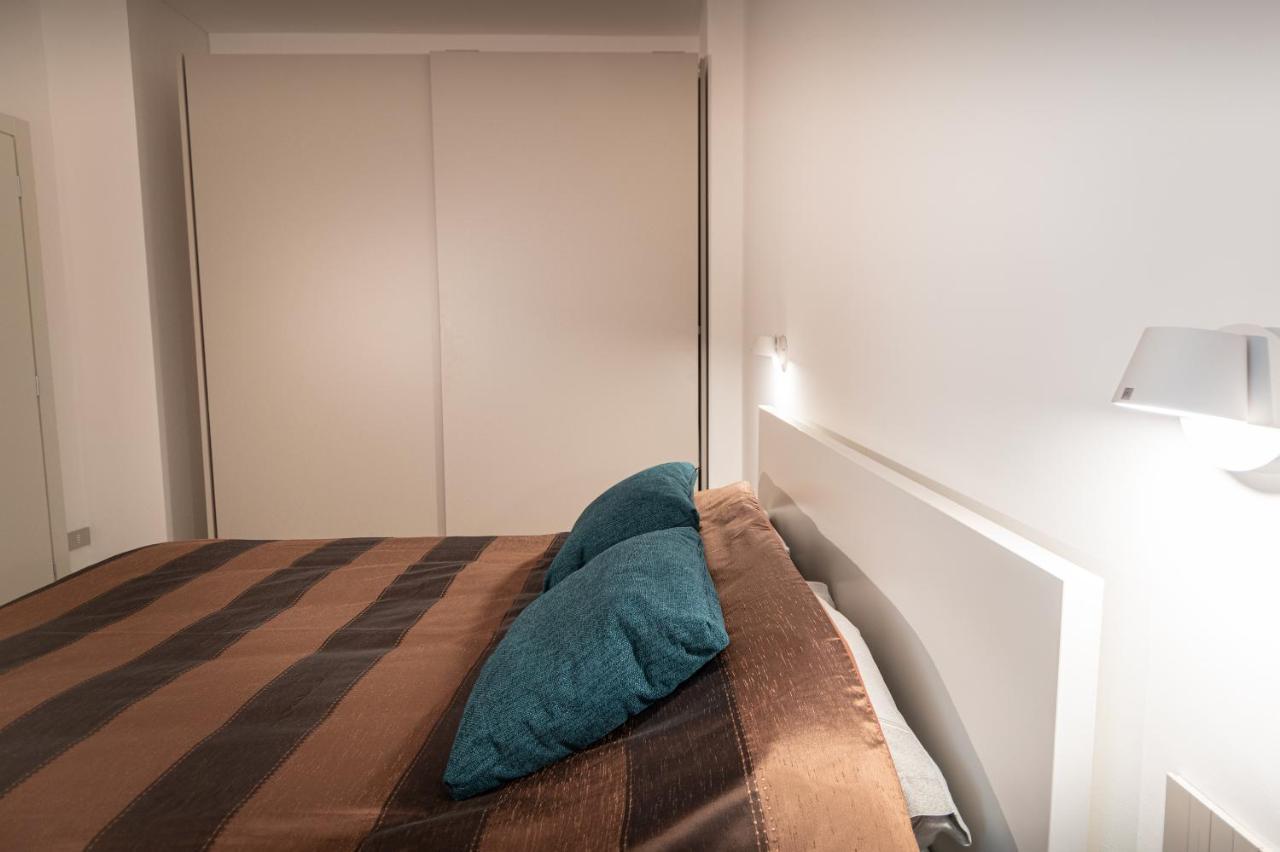 רומא Trastevere Elegance Apartment מראה חיצוני תמונה