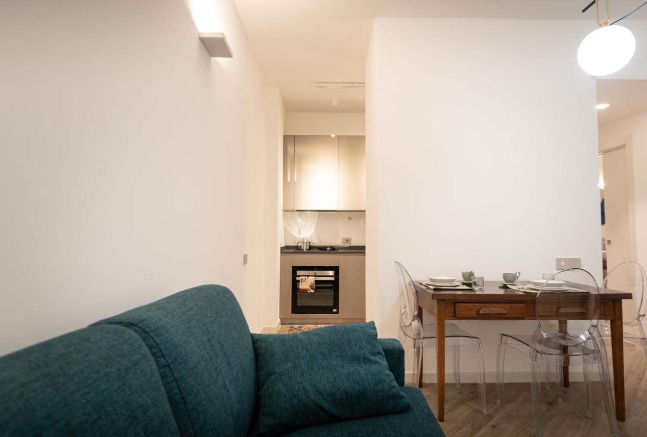 רומא Trastevere Elegance Apartment מראה חיצוני תמונה
